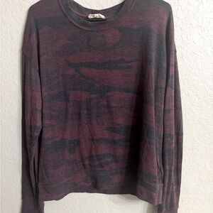 Splendid Pullover Sweater